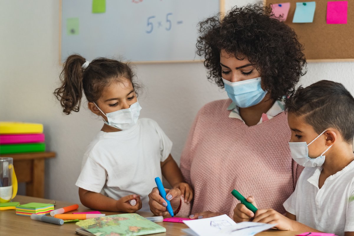 unitedwayshr's tweet photo. Need help with child care costs?

Learn more about the Child Care Subsidy Program and if you are eligible. 

➡️: https://t.co/1GV1Xd8bWx

Deadline temporarily extended through July 31, 2021. 

#ChildCareSubsidy | #ChildCare | #ChildCareVA https://t.co/GLl6WxVTPG