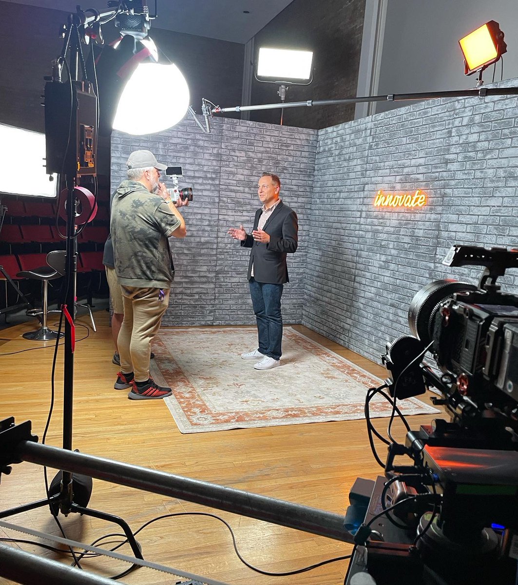 On Summer break, we turn Jones Hall into a big production ☀️🦁🎬 New things coming to #USTHouston ! #StayTuned #BeYourBoldSelf #Innovate