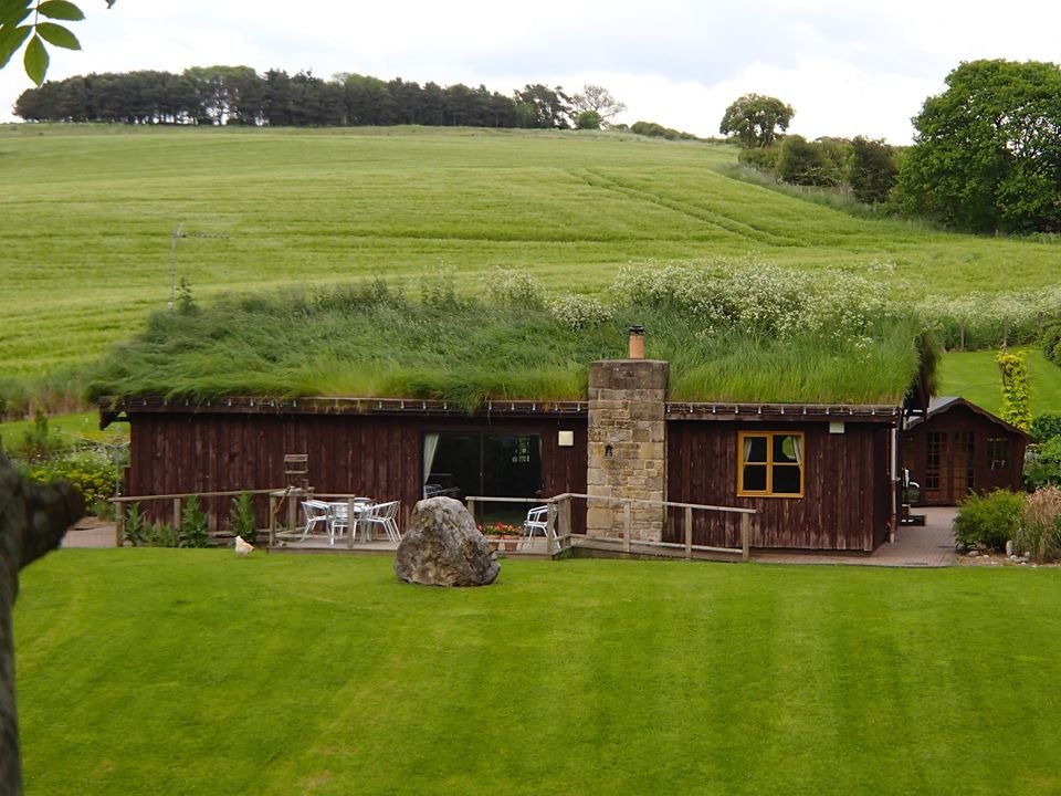 AccessibleHols1's tweet photo. The Hytte in #Northumberland sleeps 8 and is now available 23rd-30th July (£1150), with accessible kitchen, wet-room, profiling beds, electric beds, and mobile hoist. Guests can enjoy a hot-tub, sauna and large gardens #accessibleholidayescapes #disability https://t.co/EpNKH79Rhp https://t.co/LqjgfGjiPv