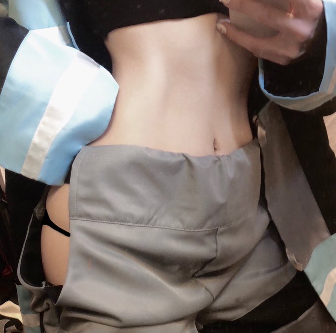 Twitterのコスプレ画像15