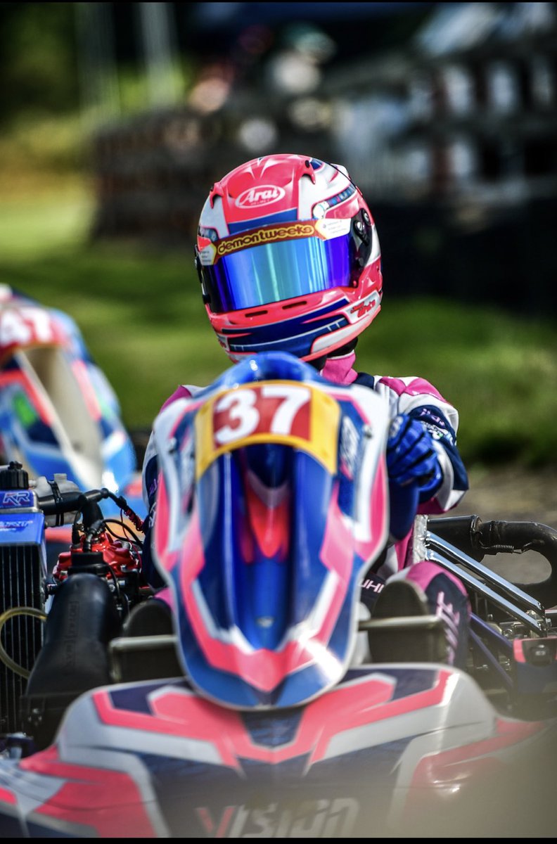 WhiteKatJess's tweet photo. Whilton Mill R4 @whiltonmill 
Team mascot Alfie brings good luck 🐾❤️🐾❤️ https://t.co/d9CpAjhcse