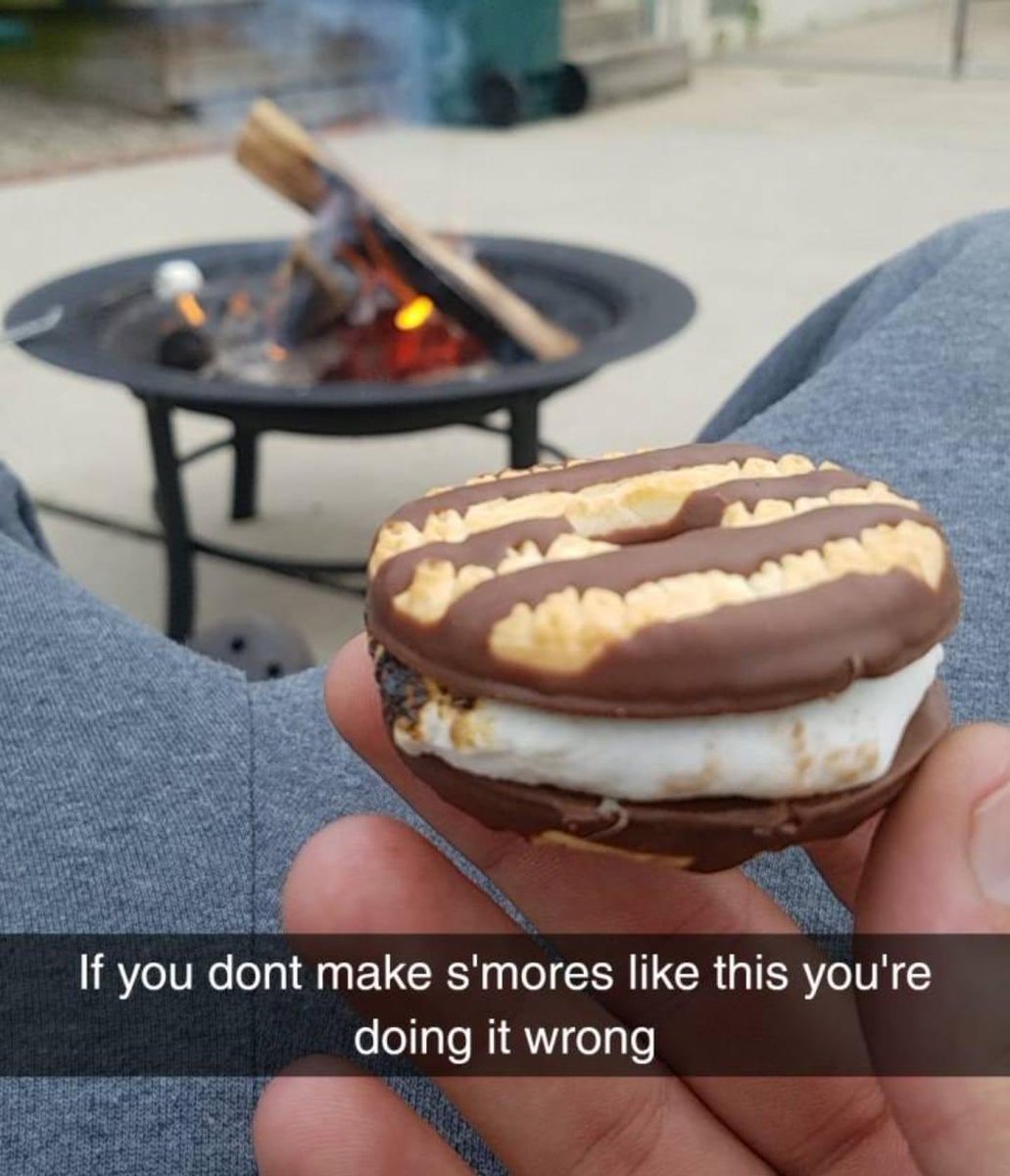3rd_String's tweet photo. Finna smoke and roast some marshmallows 😂 https://t.co/P4HzDZduBU