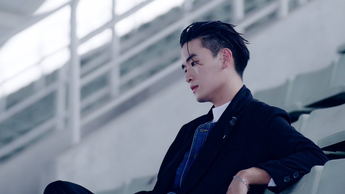 ThanaminV's tweet photo. โคตรหล่อ !!!!! @talaylayyo #YDestinyทิพย์ https://t.co/eYw9tYDx19