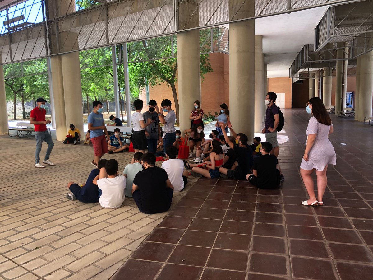 ASAMalaga's tweet photo. La semana pasada nuestros niñ@s disfrutaron del “I Campamento de Debate de #ASAMALAGA”.
5 días, 4 formatos de debate: académico, BP, Moot Court y simulación de las Naciones Unidas, charlas y talleres de: improvisación, rap, televisión, filosofía y mitología.
#TalleresVeranoASA https://t.co/8mvYKoNmzg