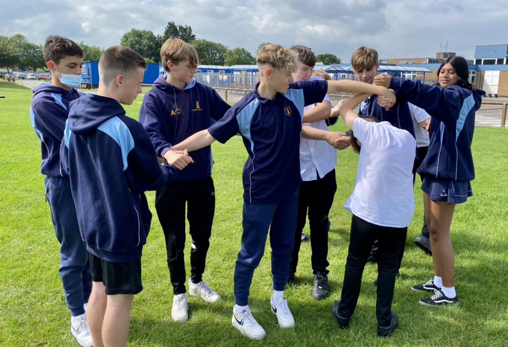 <a href="/WorleCSA/">WCSA</a> Fun in the sun learning team building skills with <a href="/mendipoutdoor/">Mendip Activity Centre</a> ☀️