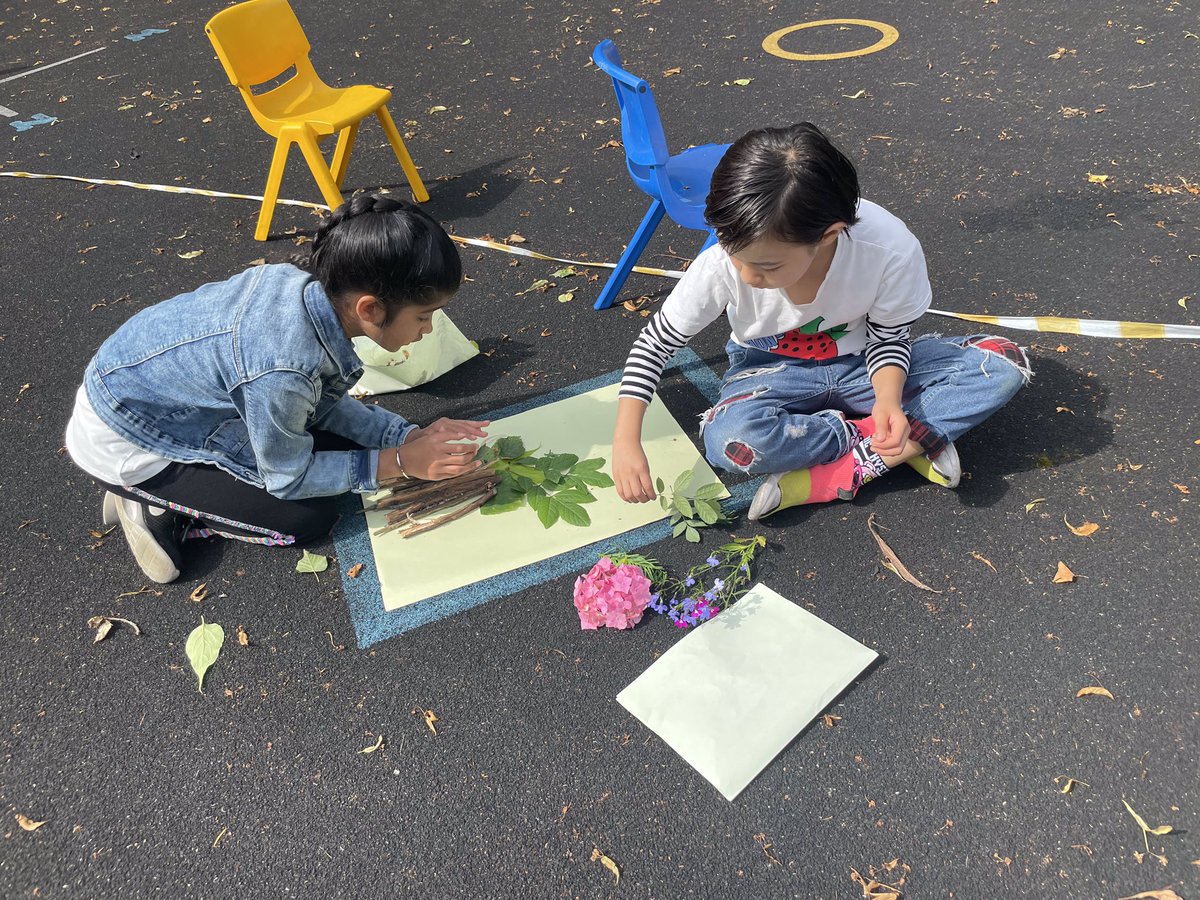 StMarysSchoolGX's tweet photo. St Mary’s summer camp is in full swing! Green Art, Drama and Netball, with plenty of fun! https://t.co/1EWFCVYAUP