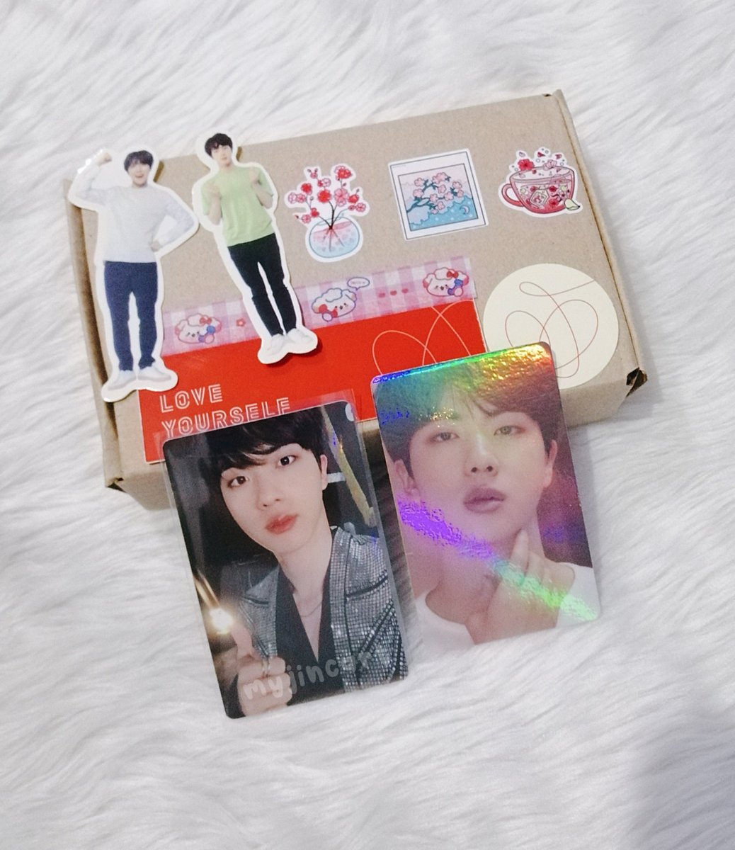 myjincart's tweet photo. rockstar jin is home 🖤 thank you @latelateshop for the smooth transaction and making sure comes home safely! + the freebiess nakakilig yung holo ✨ #LLS_PROOFS https://t.co/49ihuHOWbA