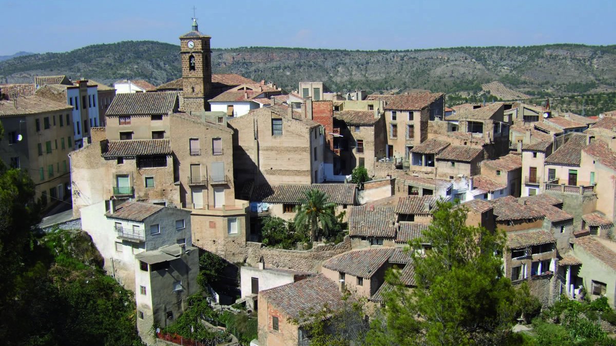 turismoalbacete's tweet photo. Letur es un pueblo alegre, de mucha agua y frescuras. Declarado Conjunto Histórico-Artístico en el 83 por ser el trazado medieval árabe mejor conservado.
👉https://t.co/MS6BK0idzI https://t.co/0qozAFlGiO