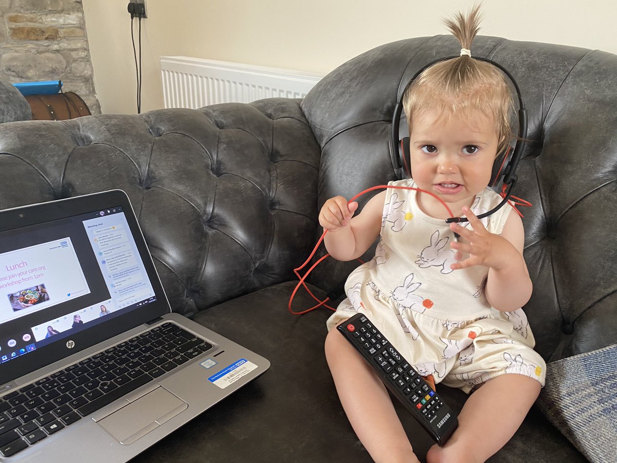 Hayley Pover tweet media