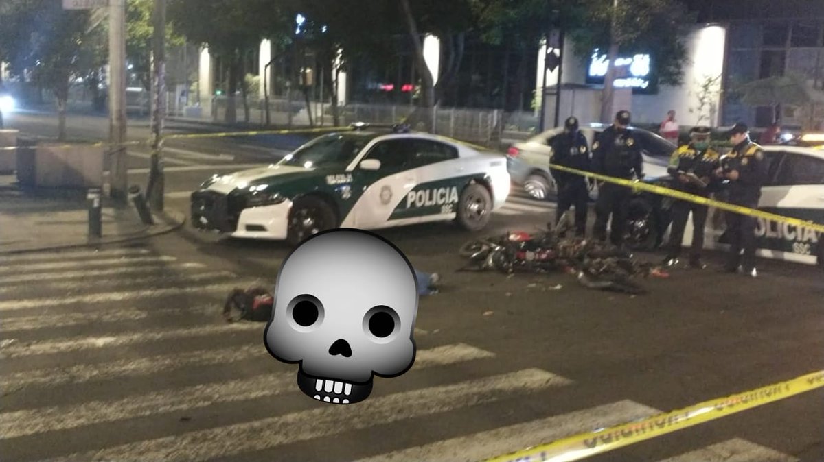 luismiguelbaraa's tweet photo. Desafortunadamente tenemos un motociclista atropellado fallecido en el cruce de La Viga y Eje 5 sur. Precaución https://t.co/xexSoBAe9N