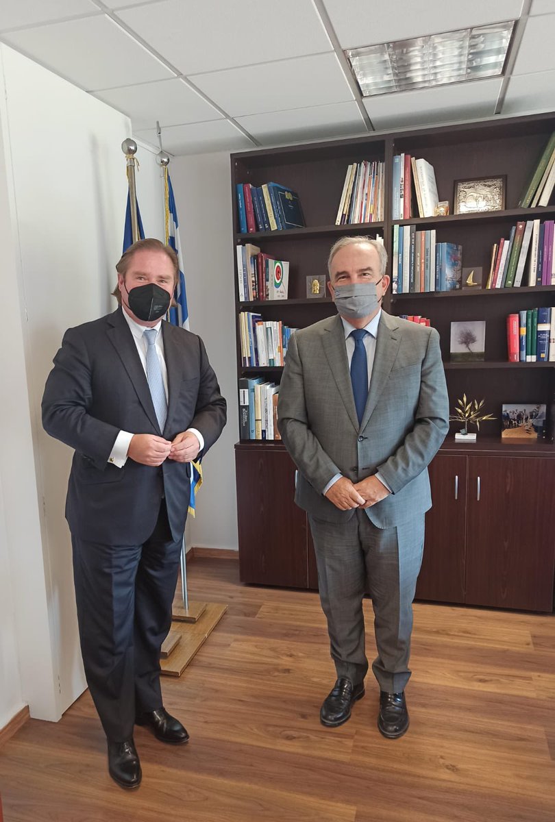 Με τον ΥΠΟΙΚ Β.Ρηνανίας-Βεστφαλίας κ L. Lienenkämper παρουσία των Dr @ReinchelErnst, <a href="/GermanyinGreece/">Germany in Greece</a>,Πρ.Κ.Μαραγκό &amp; ΓΔ <a href="/AthanassiosKel1/">Athanassios Kelemis</a> <a href="/ahkgermany/">AHK Griechenland</a> συζητήσαμε για επενδυτικά θέματα κοινού ενδιαφέροντος.Οι ελληνογερμανικές διμερείς σχέσεις είναι σε υψηλό επίπεδο.
<a href="/AdonisGeorgiadi/">Άδωνις Γεωργιάδης</a>