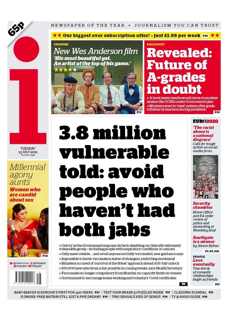 KylaHollywood's tweet image. Important Thread:

I am actually gobsmacked at this. 

Shielders do not have an internal radar to tell who has been double jabbed. Some people CAN’T be jabbed due to health reasons, or if they can the vaccine will be less effective. 

#ShieldUs #WeAreTheShielders