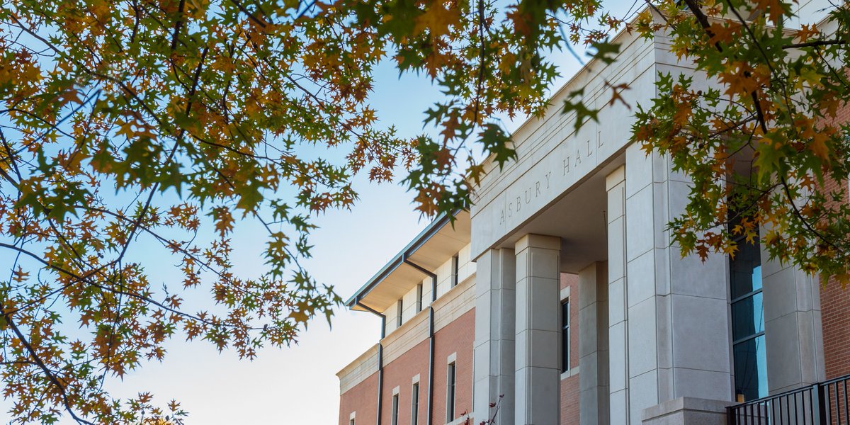 The Nursing program at Southern Miss has over 175 graduates per year, a 95% NCLEX pass rate, and a nearly 100% graduate employment rate. Learn more about how USM can prepare you to be a health care professional when you visit campus --> bit.ly/2RiZrpQ. #SMTTT #ChooseUSM