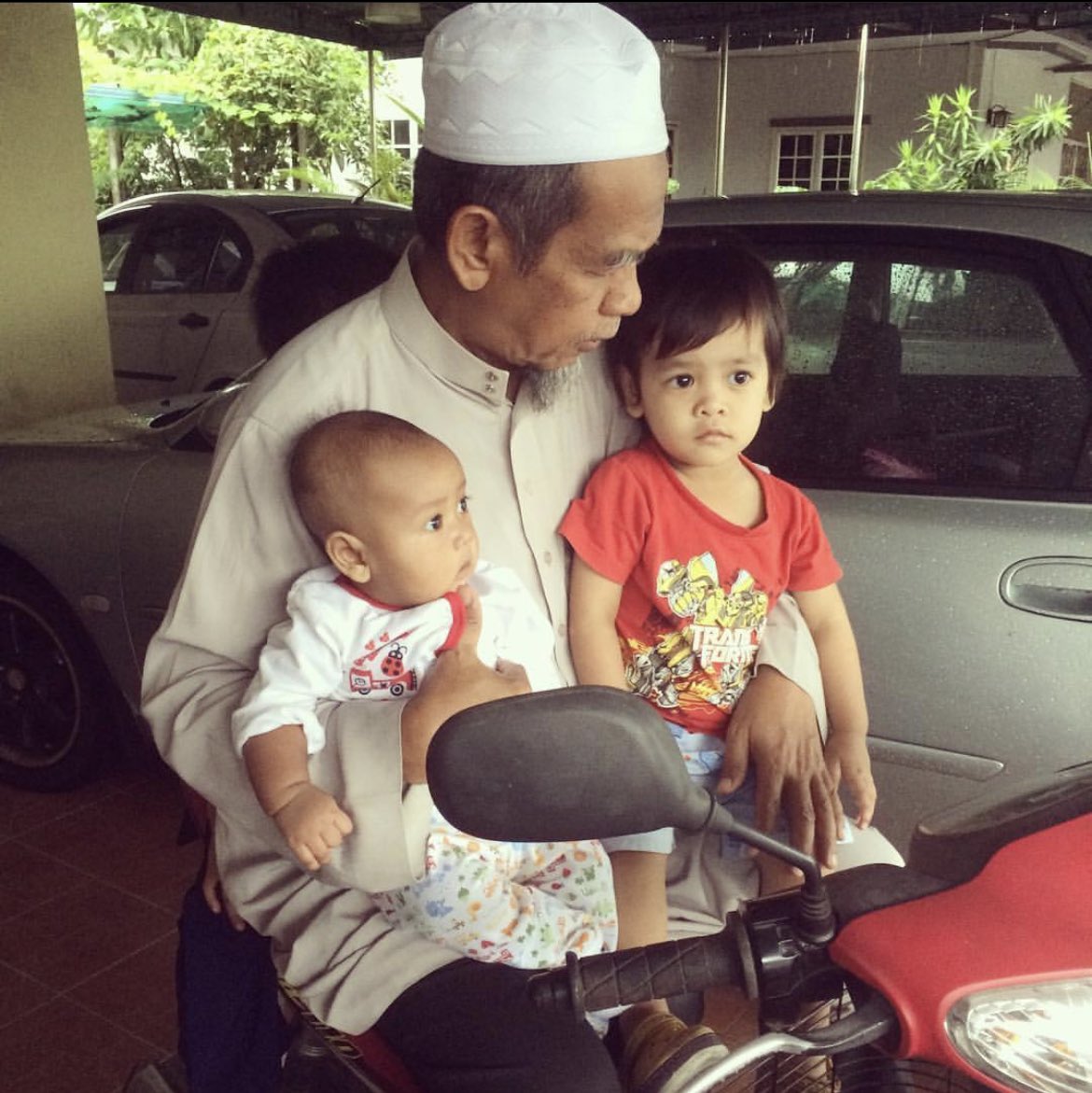 Happy birthday 66 abah 😘