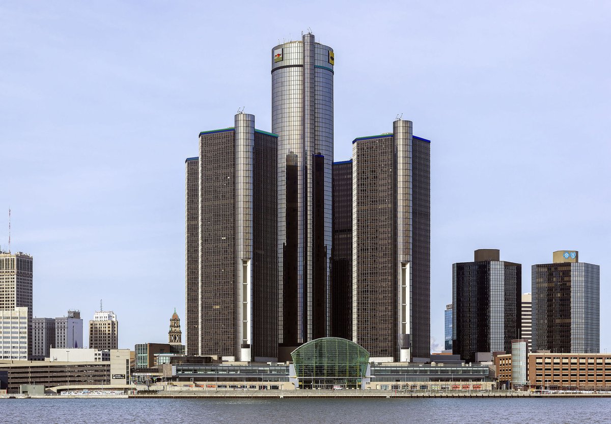 Hour_Detroit's tweet photo. Did you know? The GM Renaissance Center is so large it has its own ZIP code, 48243.#DidYouKnowDetroit⁠
⁠
📸 Crisco https://t.co/EXwktxBRwY