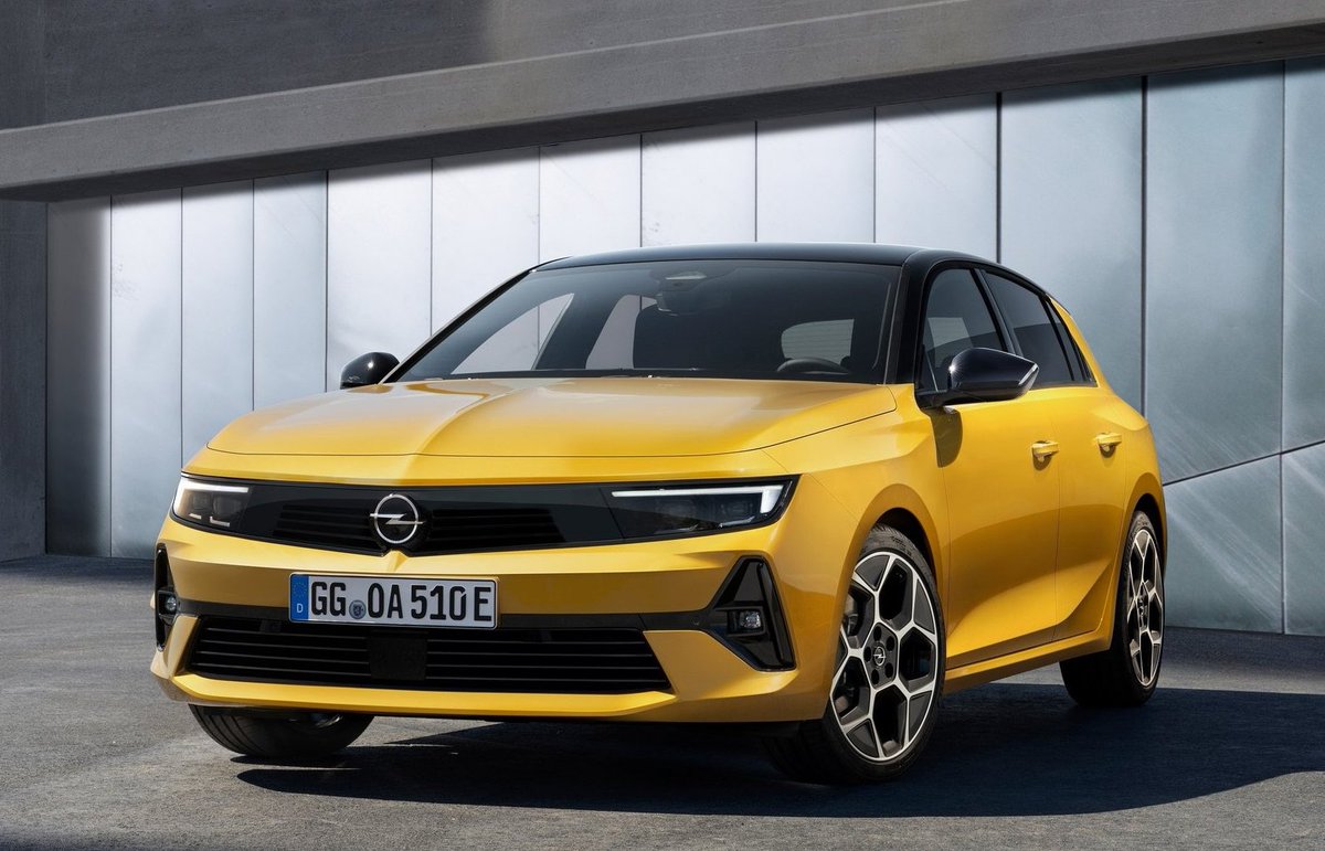 khuleonwheels's tweet photo. All-new 6th generation Opel Astra unveiled and we are taken by the looks! Your thoughts? See details here: https://t.co/KYNAWqV9Ps.
#OpelAstra #NewOpelAstra https://t.co/DNH0l0IbsD