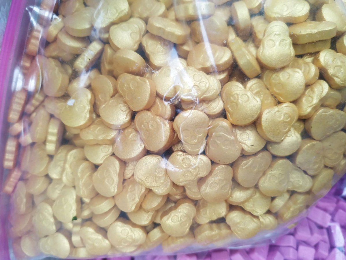 Cayó una banda narco que traía cocaína y marihuana desde Paraguay para vender en el conurbano. Para lavar el dinero de la comercialización de estupefacientes, utilizaban ópticas ubicadas en #Moreno, #Merlo e #Ituzaingó. El líder vivía en #Nordelta