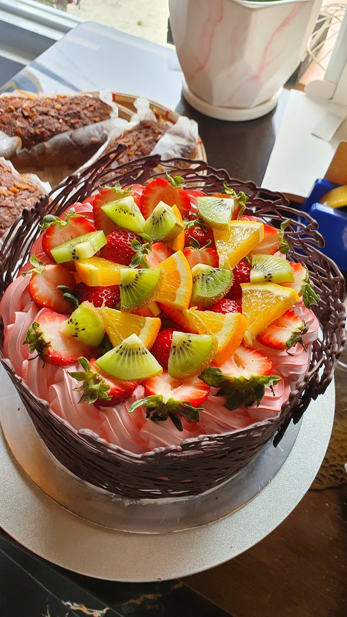 justbakecoz's tweet image. Dark choco angel by #justbakecoz