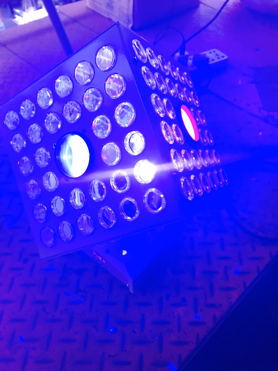 Buy_your_light's tweet photo. @kusssman @AlayeSpain_xx I sell all types of club, stage and designer lights https://t.co/XVQo3oIIbs