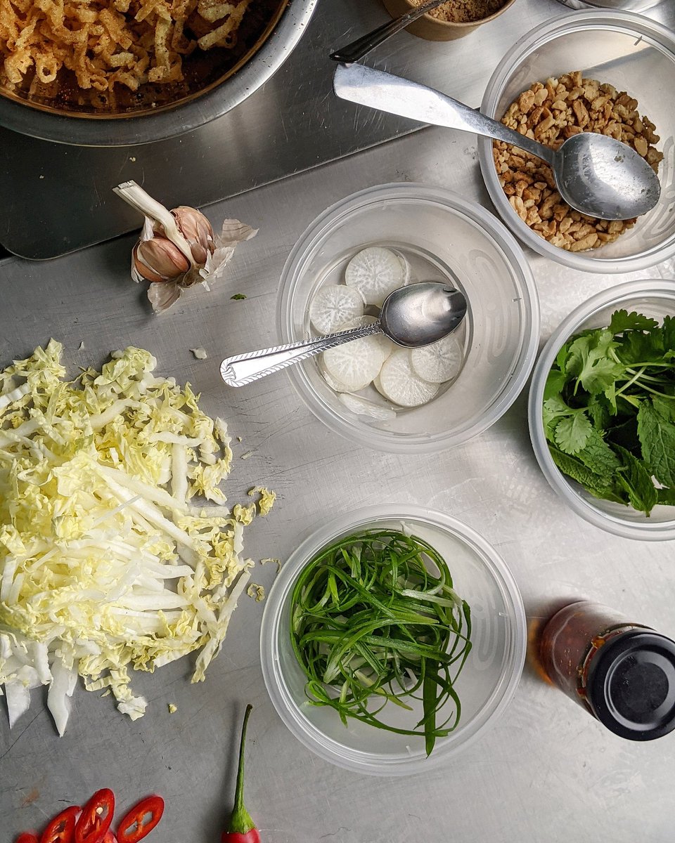 NPTEESSIDE's tweet image. When we do test days our set up looks a little bit like this 👆🏻We test every range of options by making little mini sarnies. FYI, we used to make our regular sized sarnies for testing not sure how we’re still alive.

Our full Strickies market menu will be released later today.