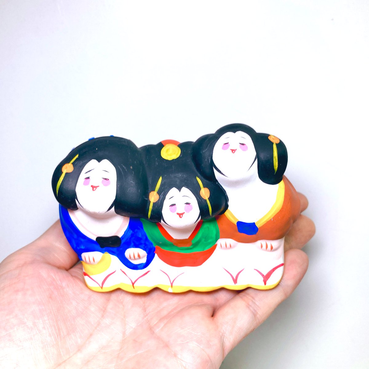 ○ #奇声の入荷 ○ 土佐の郷土玩具として知られるつればり人形。「つれ