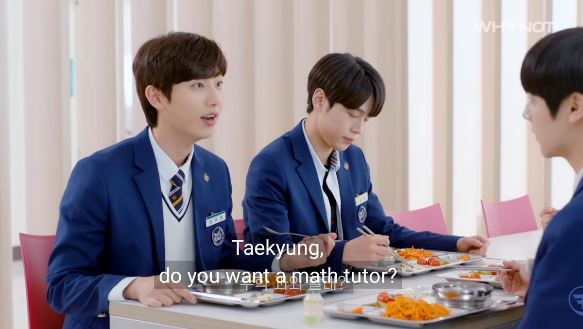 SamuelLuCa11's tweet photo. D: Taekyung, ¿Quieres un tutor de matemáticas?
T: ¿Conoces a alguien?
D: Sí, Shin Daon, el mejor alumno de la escuela. Te daré clases particulares.

Yo particularmente creo que debes quédate con el que te enseñé matemáticas.🤓
#LightOnMe
#LightOnMeEP5 
🧷: https://t.co/Xk2ektDuPo https://t.co/4UthZmEYDQ