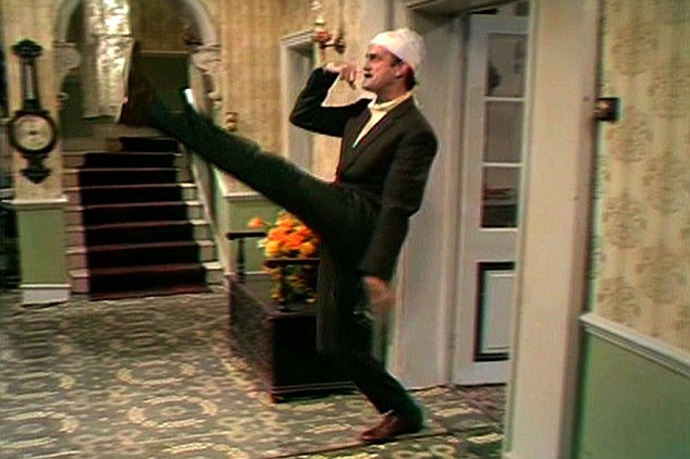 BasilFawltyUKIP's tweet photo. Anyone taking the knee at Fawlty Towers will be immediately ejected from this establishment.

UKIP &amp; Priti Patel are quite right. As well as being Marxist, #TakeTheKnee is clearly a racist gesture. 

We will not tolerate such behaviour at the English Riviera's premier hotel! https://t.co/n0CiR63Ghl