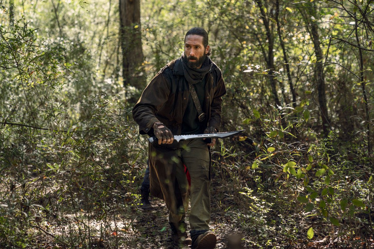 The Walking Dead World (@twalkingdworld) on Twitter photo #TWDCP “Cole” played by James Devoti (<a href="/jamesdevoti/">The Doorman</a>). S10E17-Present. Member of the Wardens. Forced to flee his community after an attack by the Reapers. LAST SEEN: Arriving at Alexandria and joining the community with Maggie and the rest of their group.
#TWD #TWDCP “Cole” played by James Devoti (<a href="/jamesdevoti/">The Doorman</a>). S10E17-Present. Member of the Wardens. Forced to flee his community after an attack by the Reapers. LAST SEEN: Arriving at Alexandria and joining the community with Maggie and the rest of their group.
#TWD
