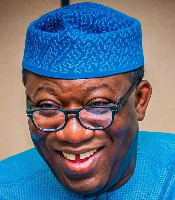 tosinsammy_s's tweet photo. #JKFatWorks

Despite the paucity of fund in Ekiti State, Governor @kfayemi has approved the payment of One hundred and fifty thousand naira ( #150,000 ) each to the 167 Ekiti State Students in Nigerian Law School (Bar II).

Nice one!
#ProudlyEkiti #EducationFirst #Ekiti #JKF https://t.co/haIRAdnIEF