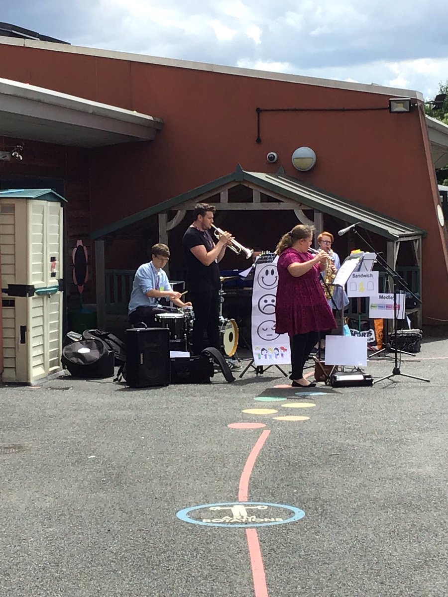 Creative Arts Team (@creativeartsfpa) on Twitter photo Live music outside! Thank you @WalsallMusicHub! <a href="/VAT1Music/">Victoria Academies Trust Music Scheme</a> <a href="/FibParkAcademy/">Fibbersley Park Academy</a> Live music outside! Thank you @WalsallMusicHub! <a href="/VAT1Music/">Victoria Academies Trust Music Scheme</a> <a href="/FibParkAcademy/">Fibbersley Park Academy</a>