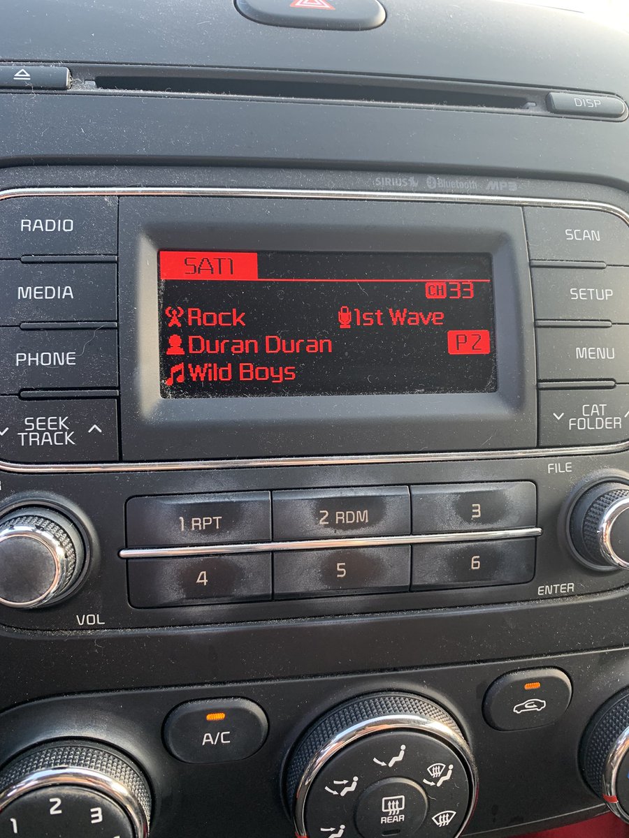 iamthecritic's tweet photo. Pre #dayjobhell drive.
Hey neighborhood? WAKE THE FUCK UP.
#duranduran https://t.co/TnSkW3984F