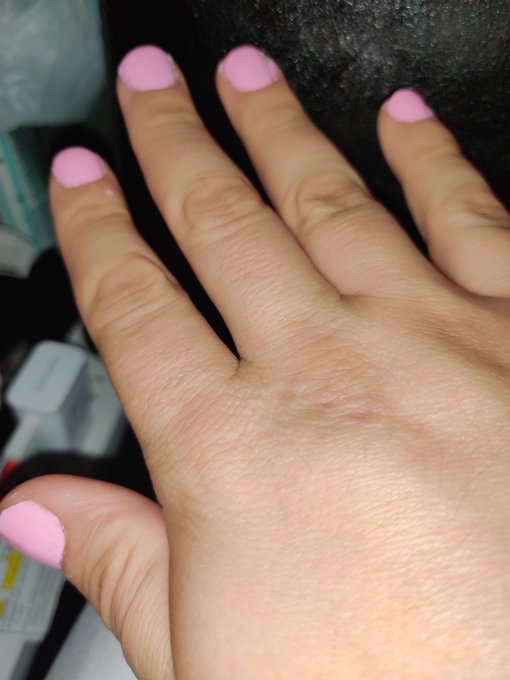 Day 1 with no PC, took some time for self care wifey painted my nails and I just relaxed and watch a