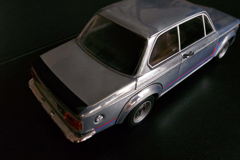 ToyColle_jp's tweet photo. 【名車】BMWディーラー特注のミニカー　BMW 2002 turbo

BMWのフロントとリアに取り付けられた青と白のエンブレムは、航空機のプロペラを表しているんですよ～

詳しくはこちら　⇒　https://t.co/pzZeRyaqd5

#トミカ　#ミニチャンプス　#ホットウィール　#イグニッションモデル https://t.co/OrGoawZoym