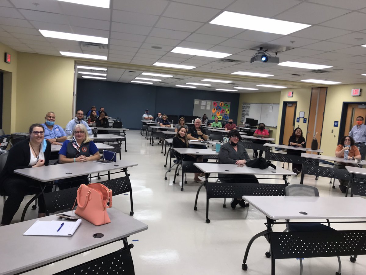 Rebecca Herrera Vazquez tweet media