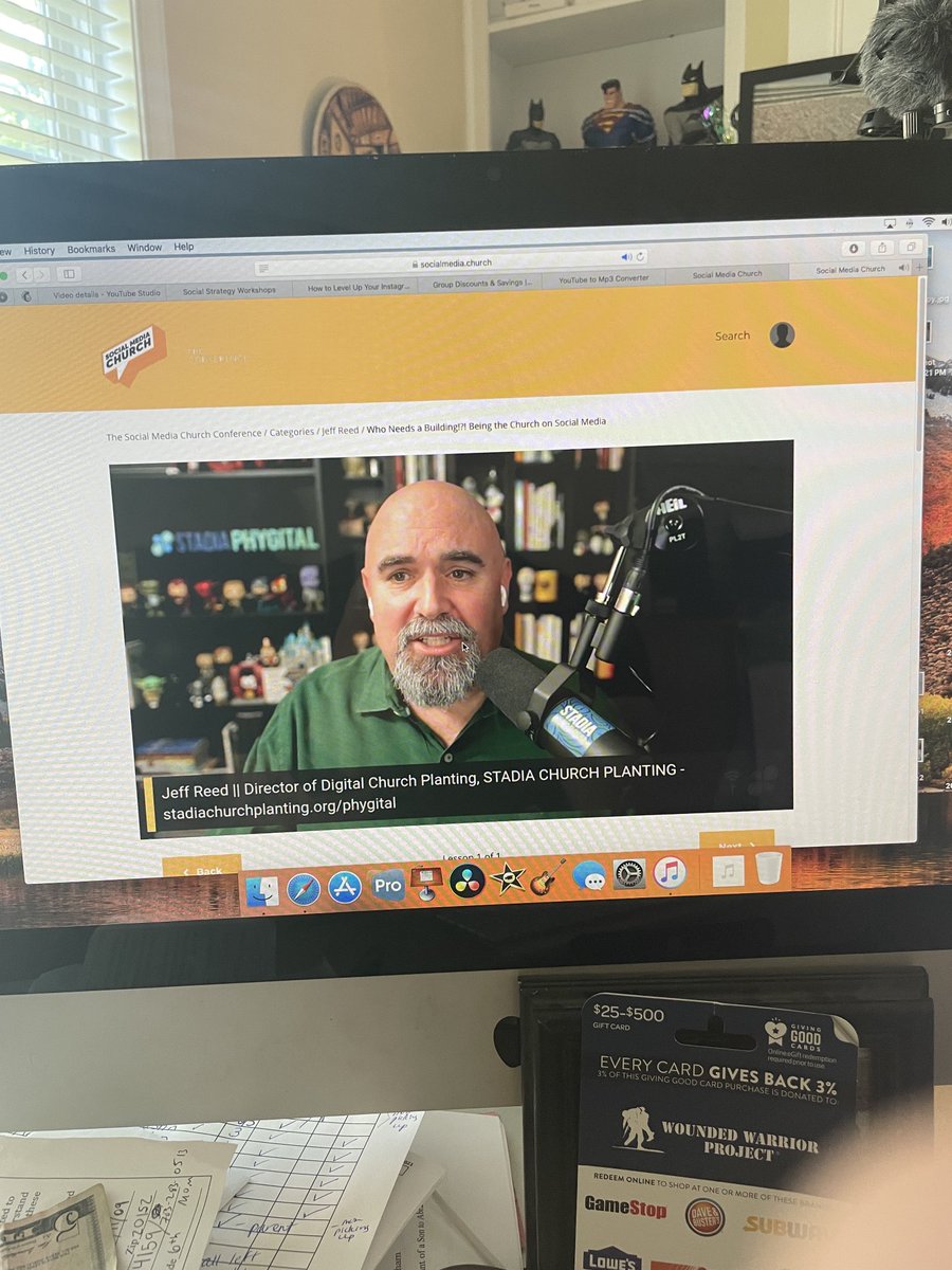 tapounder's tweet image. Oh man! Looking at this guy for the next 30 minutes at #smcconference ⁦@deerffej⁩