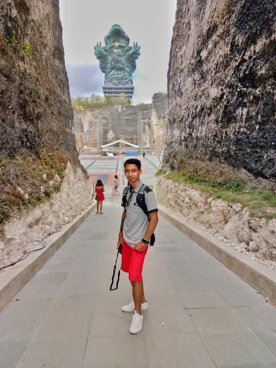toomy1992's tweet photo. #Bali https://t.co/Ns4hgD3UPj