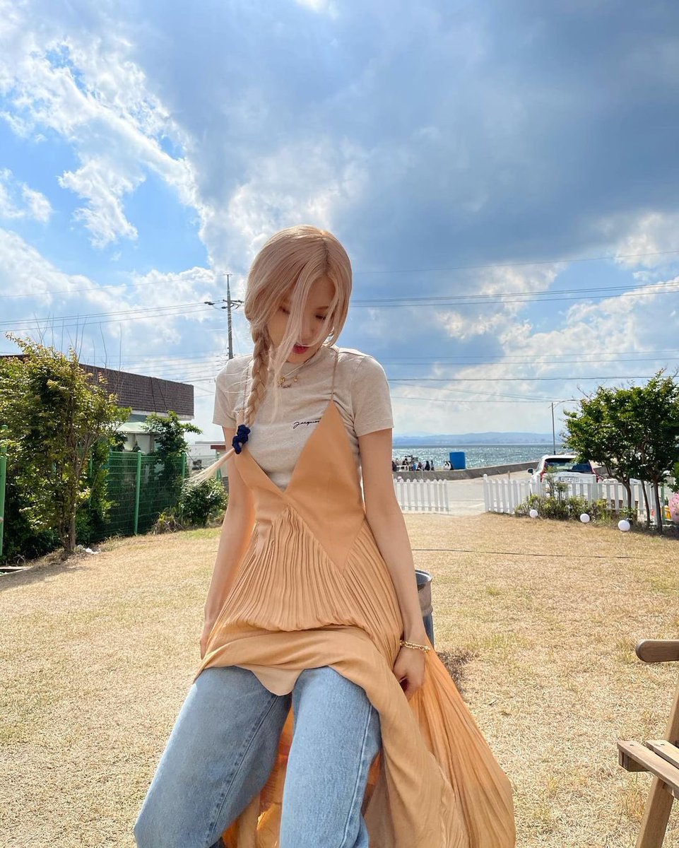 rosie (@roseannepics) on Twitter photo 