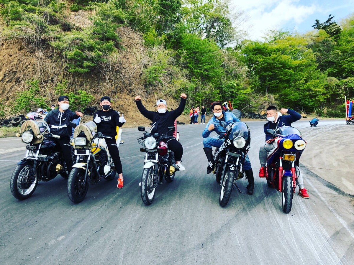 mi_cbx400f's tweet photo. 21歳なってしまった。
本腰入れて釣りも単車も熱入れよっと https://t.co/RIjbBjJMsq