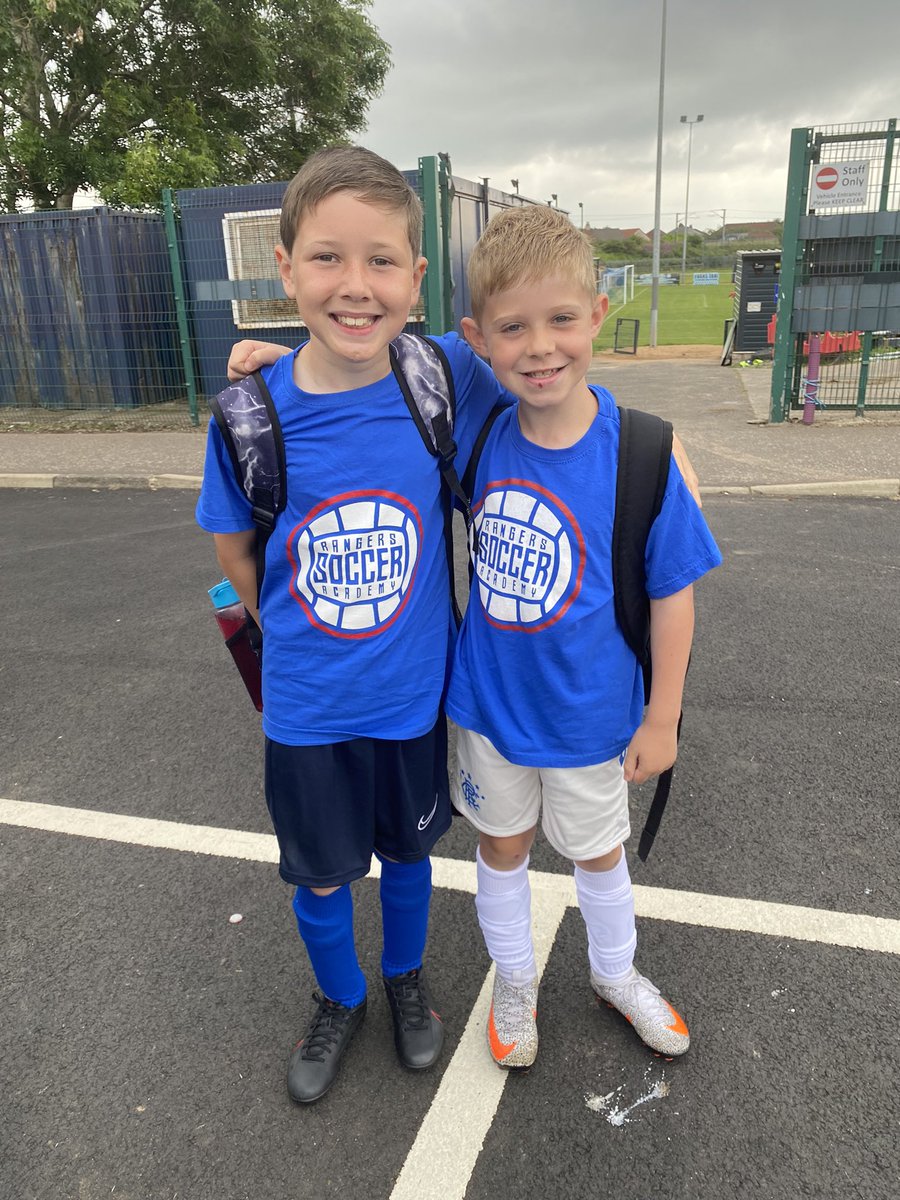 Stacestace1988's tweet photo. Looking forward to Day 2 of Rangers Soccer School! ❤️🤍💙⚽️ @RangersFC @KilwinningSC xxx https://t.co/NxxYEt8Vo1