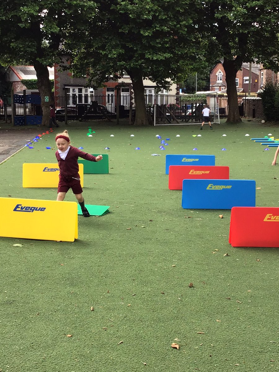 ABCPschool's tweet photo. #Class1K #AldermanOlympics #PE https://t.co/ESJFL7tO2y