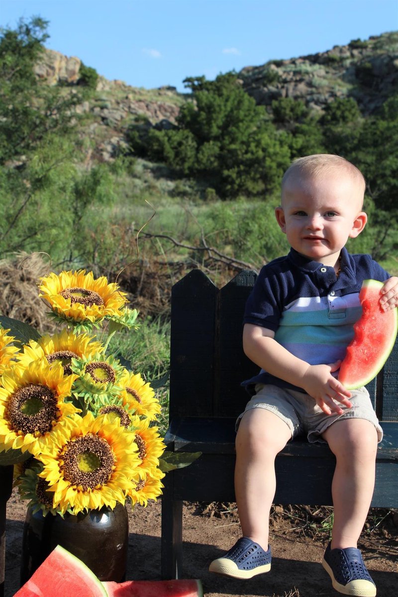 EricaAShelton97's tweet photo. 🌻 🍉 💙 https://t.co/JuqQt6tbrN