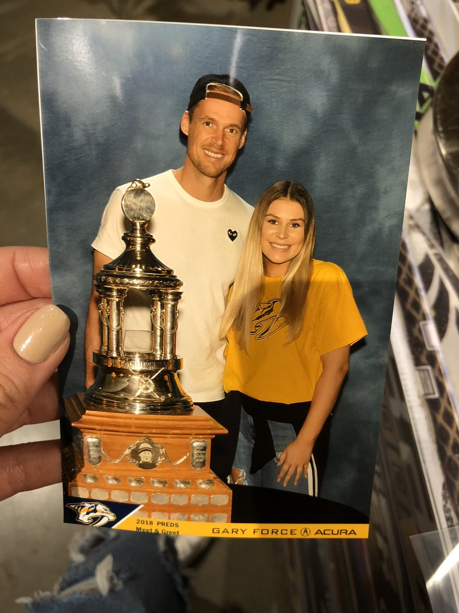 emmas035's tweet photo. Thank you for everything, Pekka. 💛 One of the kindest people I’ve had the opportunity to meet. Congratulations on retirement!!! https://t.co/LxeorqHjby