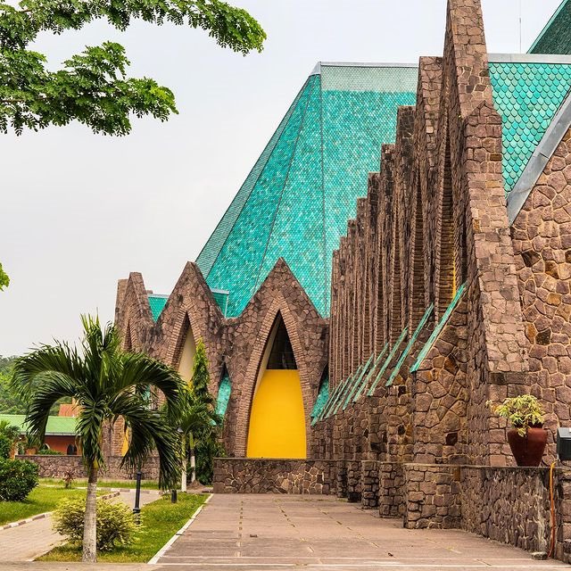 Fly with us to #Brazzaville and explore the rare antique architectural design of Basilique St. Anne with its dazzling green roof and carved copper doors.

📸 by IG user: kiki_lawanda 
 
#FlyTheDreamOfAfrica #FlySafeWithUs