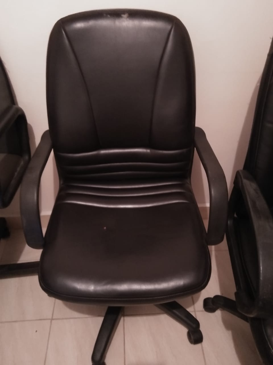 Second hand rolling chair sales