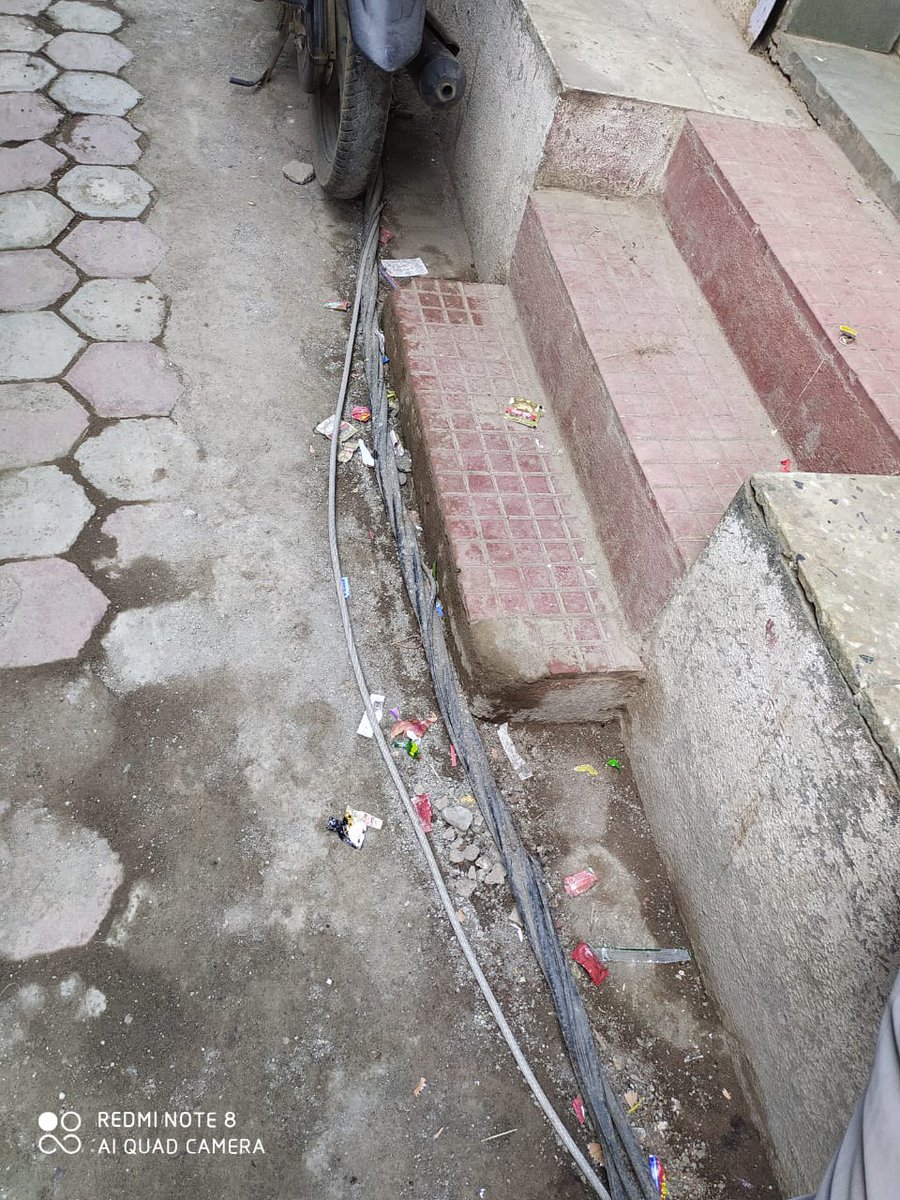 Prafullkumar534's tweet photo. Sir, the electricity line shifting work at Sambhaji Nagar, Nandgaon (Pin-423106) Dist. Nashik Maharashtra stopped from sub contractor from last 2-3 month. while follow up with sub contractor receive a evasive answers.
@NitinRaut_INC 
@MSEDCL 
@CMDMSEDCL https://t.co/RbTPW3fz3g