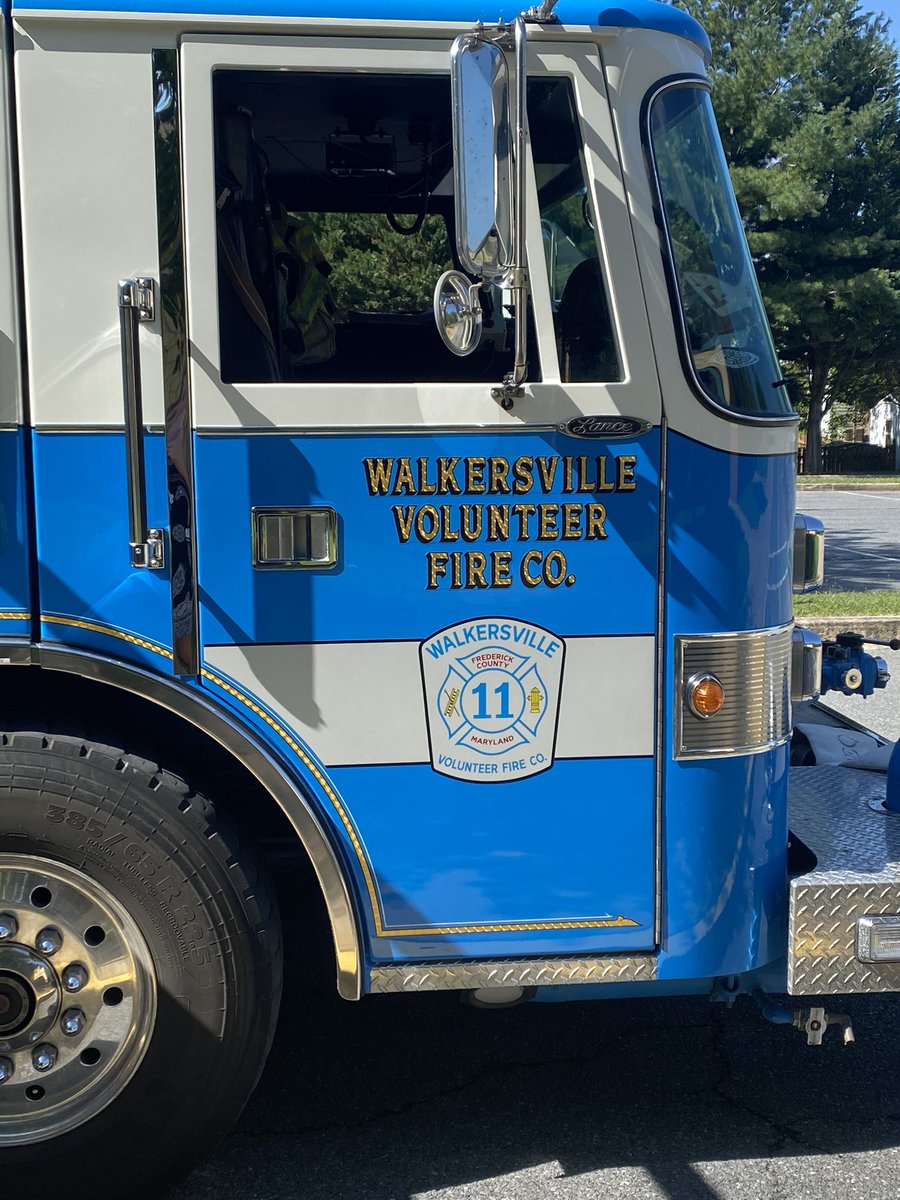Bethany_Ray12's tweet photo. Thank you to the Walkersville Volunteer Fire Dept for teaching all of our Glade friends about fire safety and showing off the truck today! 🚒🧯🔥 #FCPSelevate @valeriempowell https://t.co/xOwsh8Ozd5
