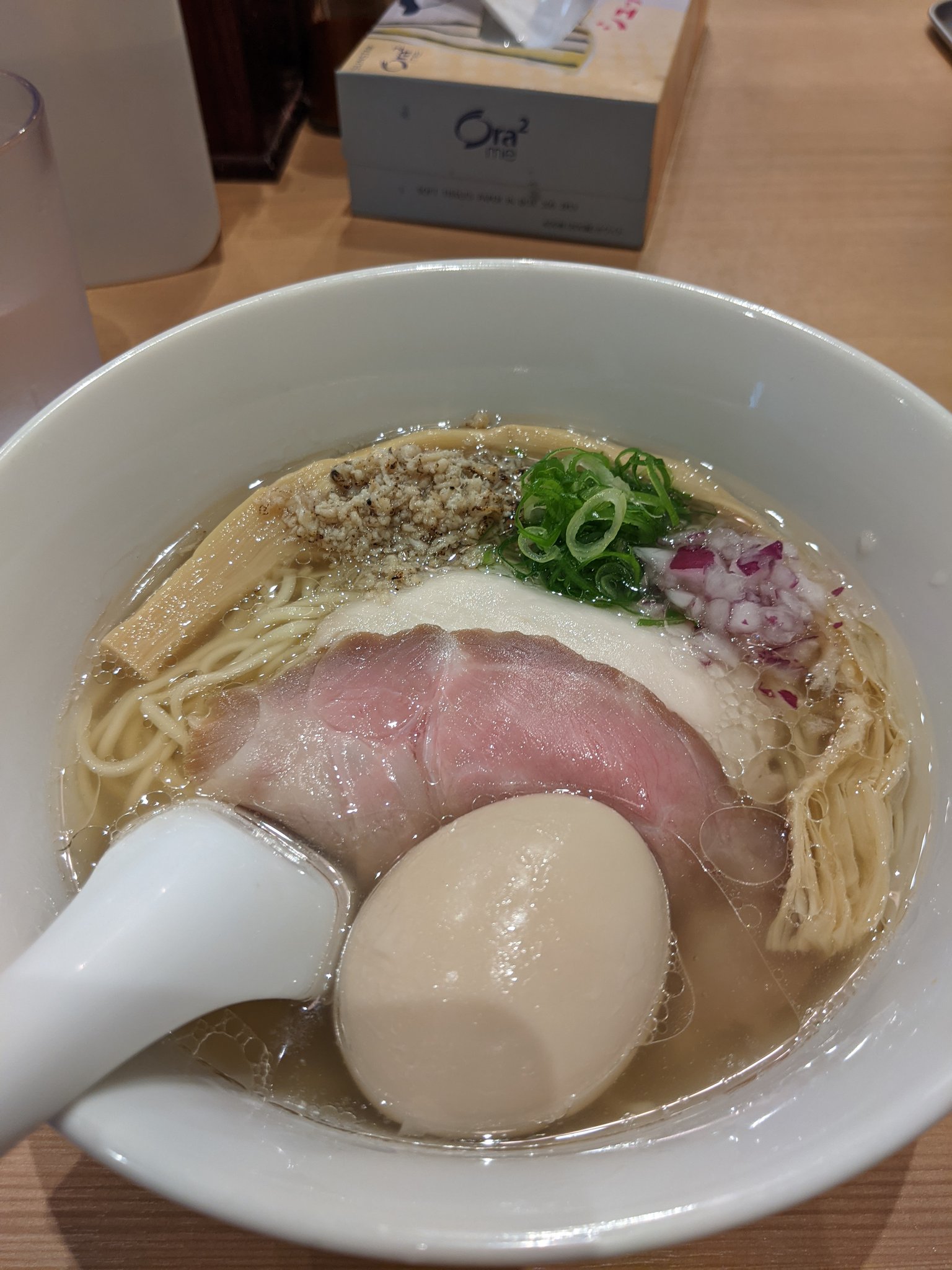تويتر 孤独のラーメン Season5市川編 على تويتر 秋葉原の鶏そば 鯛そば きょうすけ 鯛塩そば 今日の３軒目は秋葉原 アキバ勤務時代はなかった店なので 街の移り変わりの早さを感じる これぞ淡麗と言うに相応しいビジュアル 爽やかな塩味のスープは 鯛の香りが