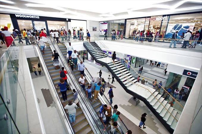 ITguruSA's tweet image. Limpopo you are beautiful keep up the good work ✊🏿✊🏿✊🏿📈📈

#Newzroom405 #looters

#mallofafrica