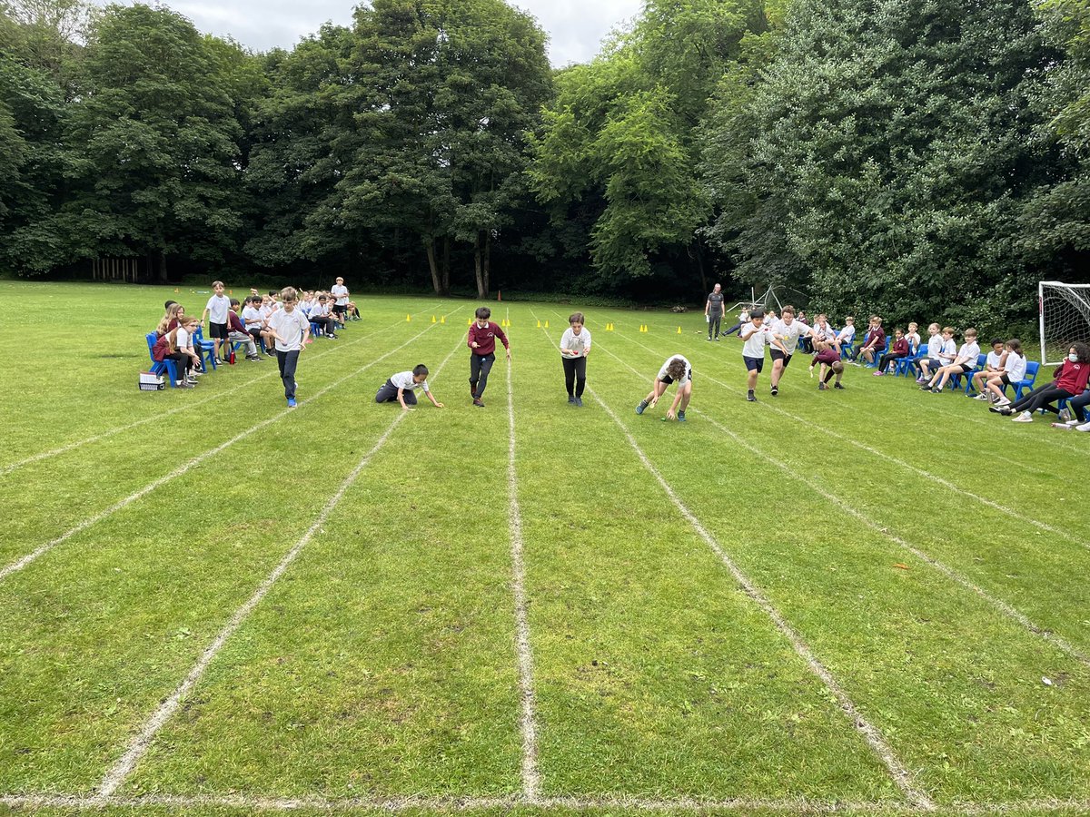 TyntesfieldLC's tweet photo. Impressive balancing and a few fallen eggs in our egg and spoon races! @TyntesfieldRH https://t.co/ZGTsC0lVbt