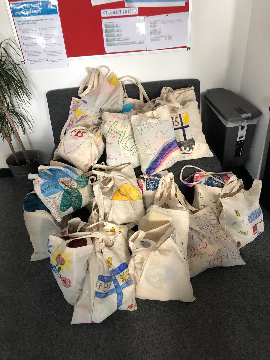 Miss Embiricos tweet media